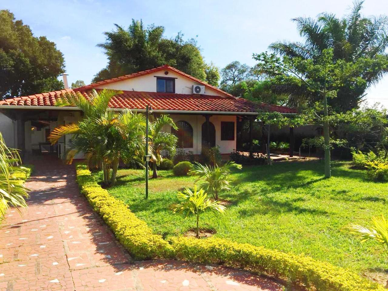 Los Jazmines Hotel Resort Warnes Exterior foto