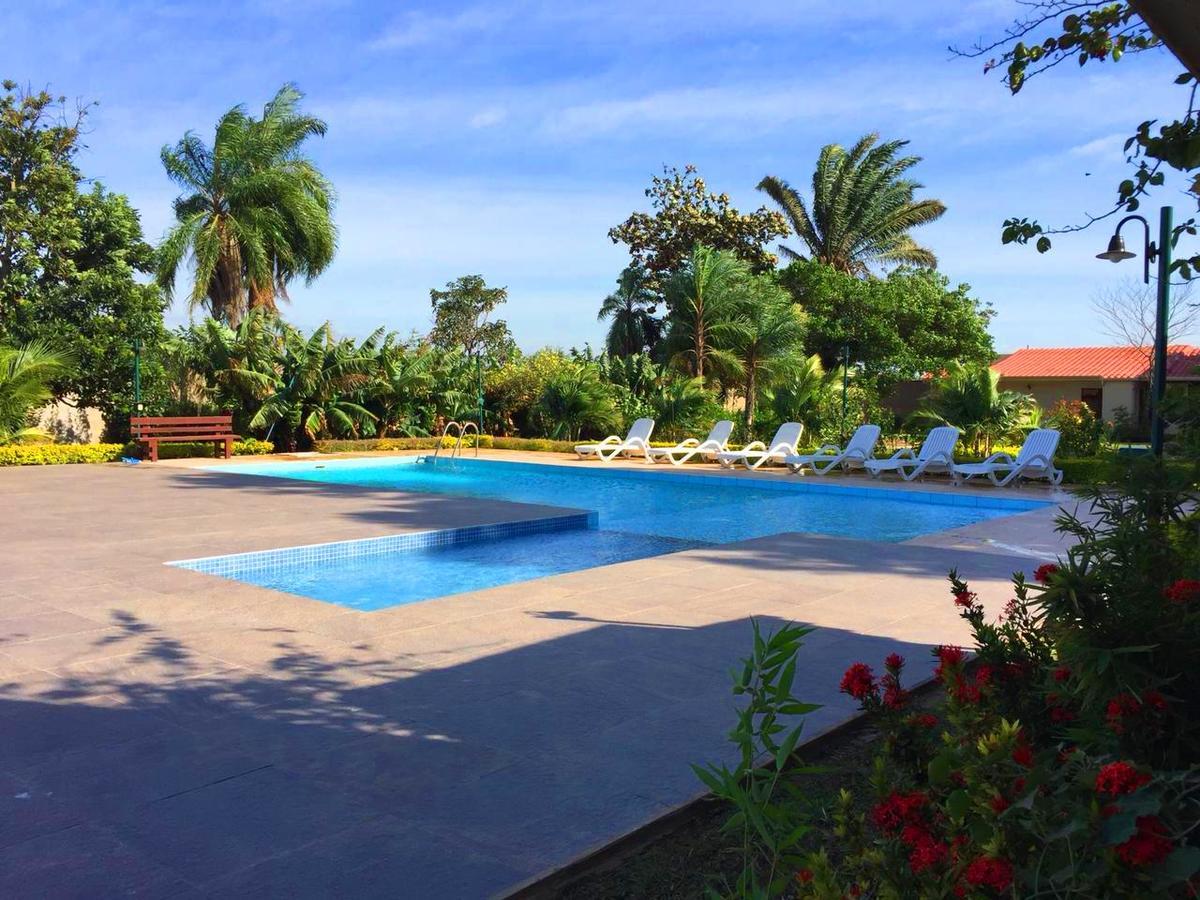 Los Jazmines Hotel Resort Warnes Exterior foto