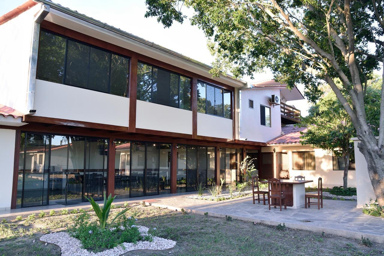 Los Jazmines Hotel Resort Warnes Exterior foto