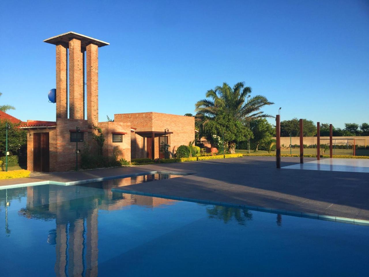 Los Jazmines Hotel Resort Warnes Exterior foto